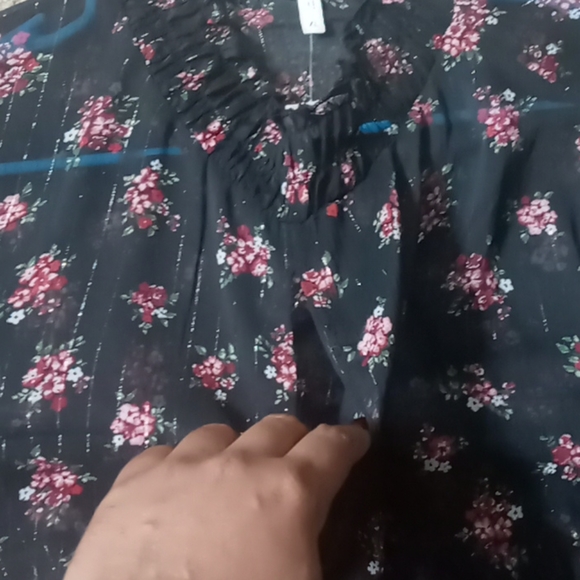 Flower print blouse - Picture 4 of 5